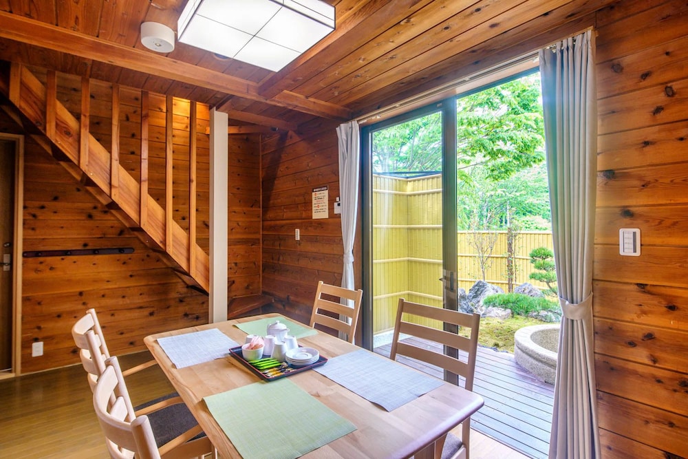 [Tower A] Japanese-Western Bungalow With Open Air Bath, Non Smoking photo 1