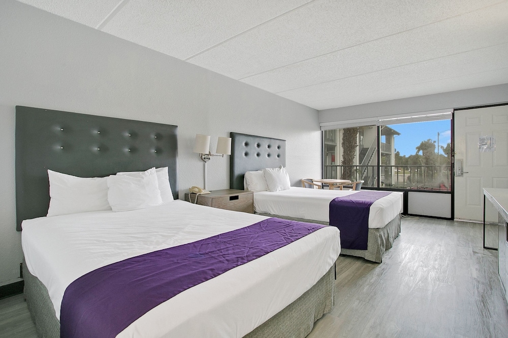 Superior Room, 2 Queen Beds, Non Smoking, Kitchenette - Photo 3