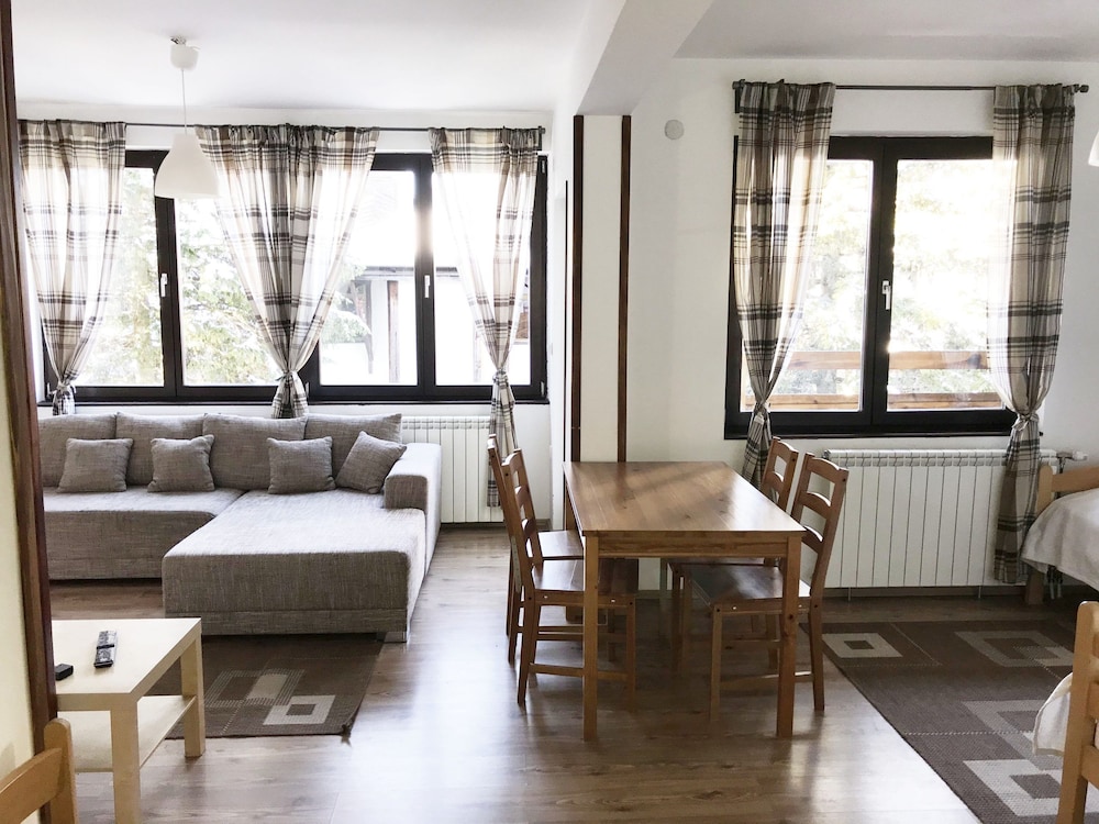 Family Apartment photo 1