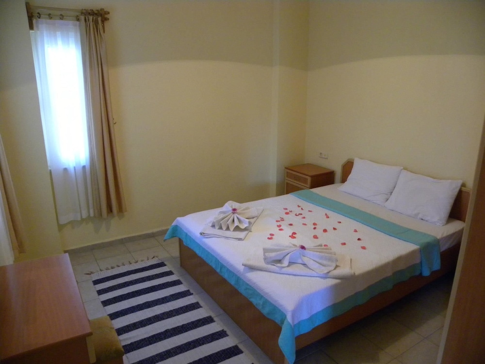 Family Apartment, 2 Bedrooms photo 1
