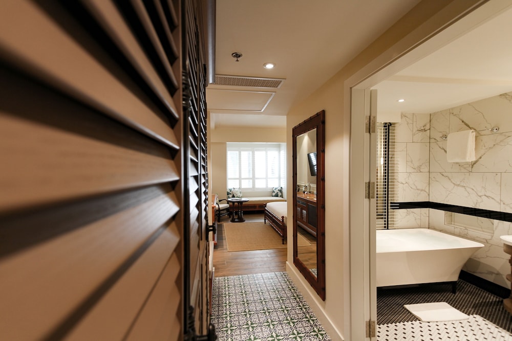 Premier Double Atrium photo 3