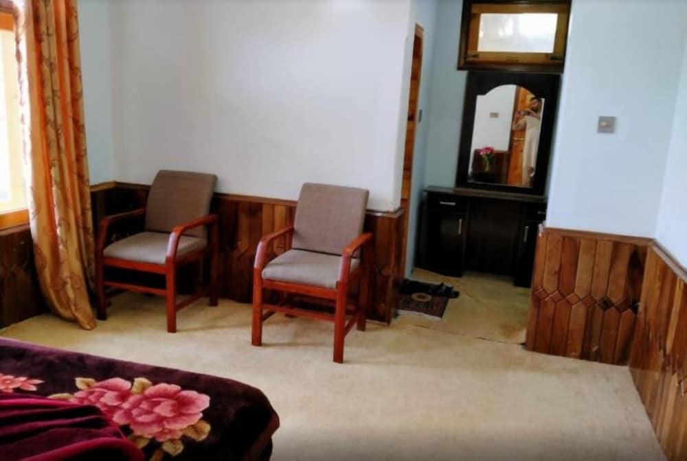 Standard Double Room - Photo 5