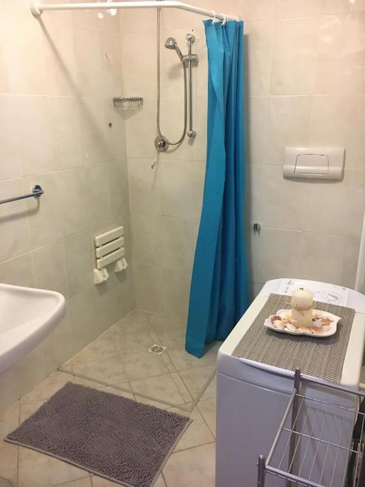 Comfort Apartment photo 3