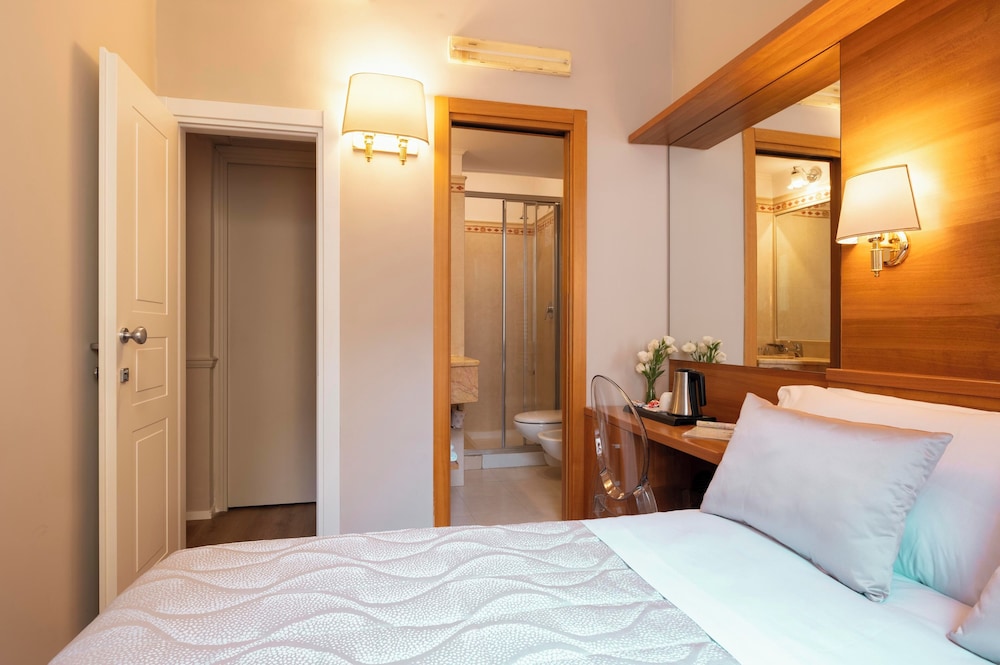 Classic Single Room