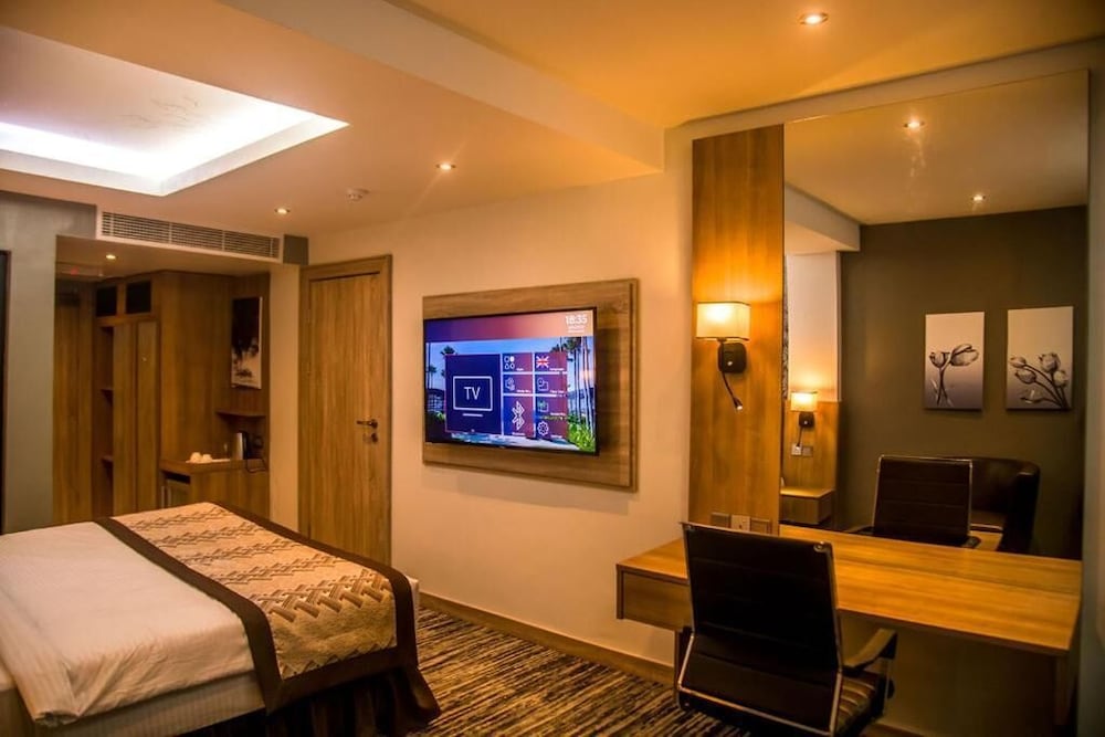 Standard Room photo 2