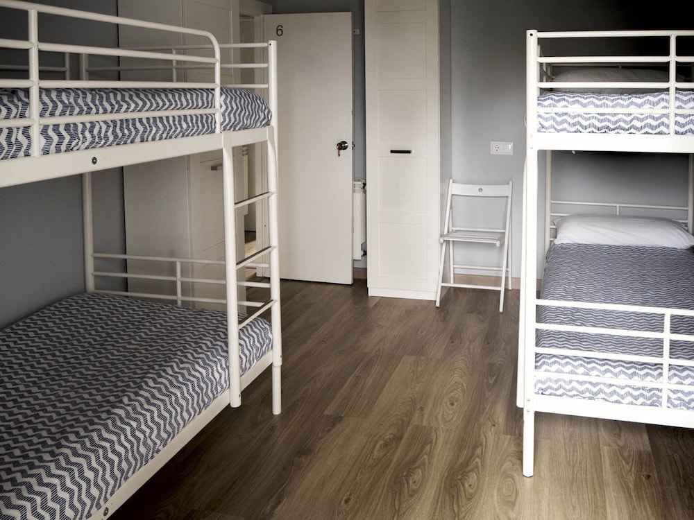 Habitación Cuádruple, Baño Compartido (Terraza)