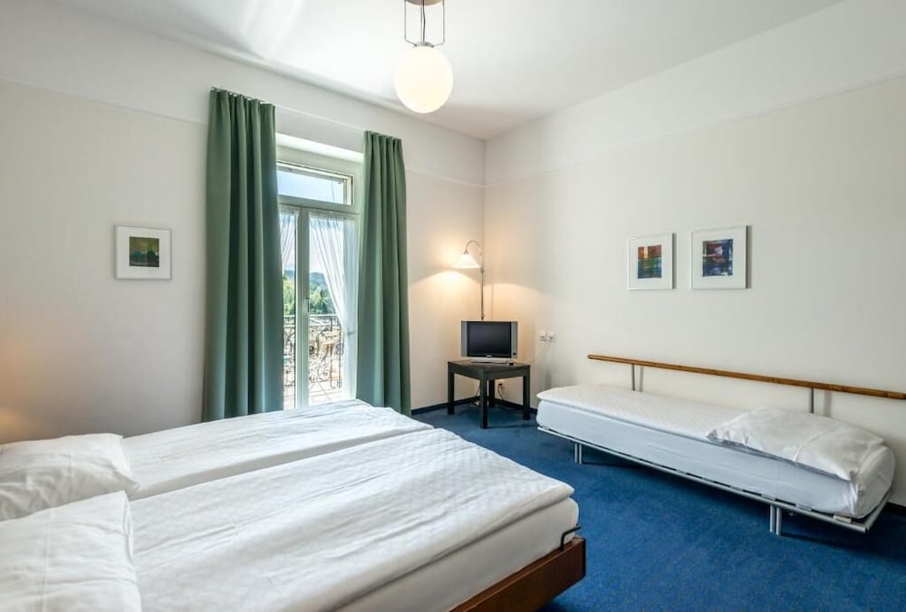 Standard Triple Room, 1 Bedroom photo 2