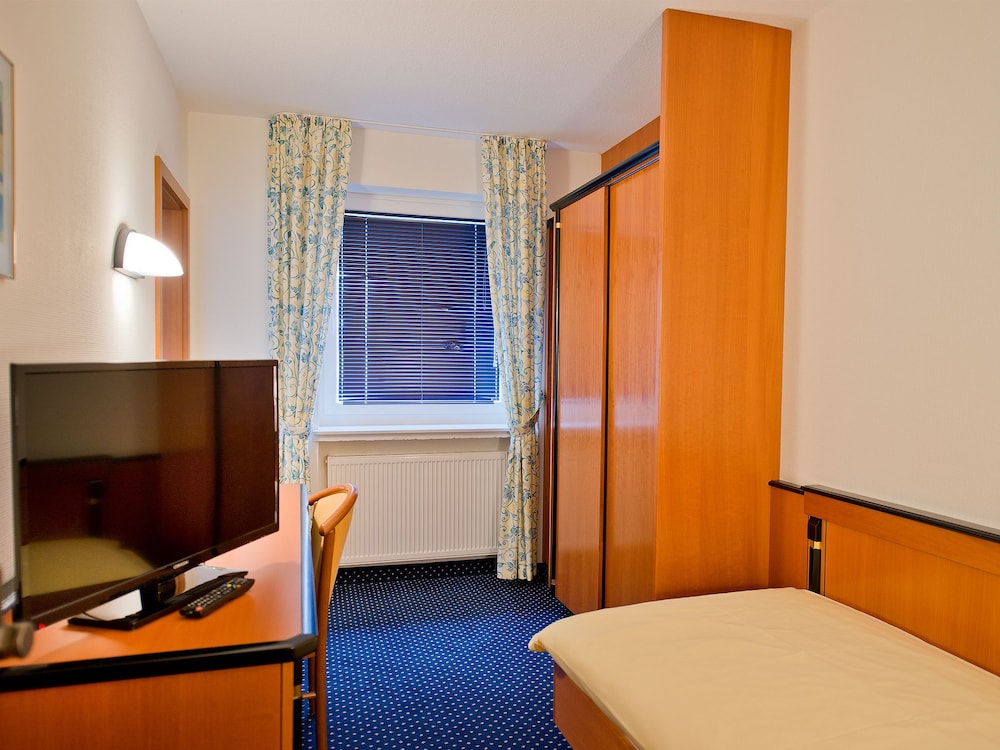 Standard Single Room photo 3