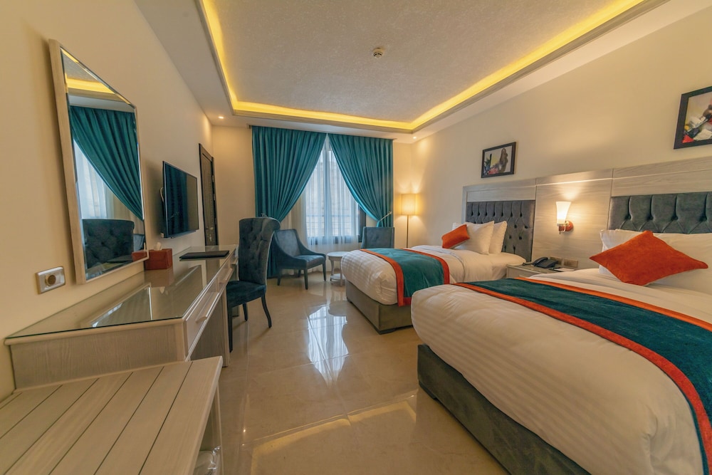 Deluxe Twin Room, 2 Twin Beds, Non Smoking, City View photo 3