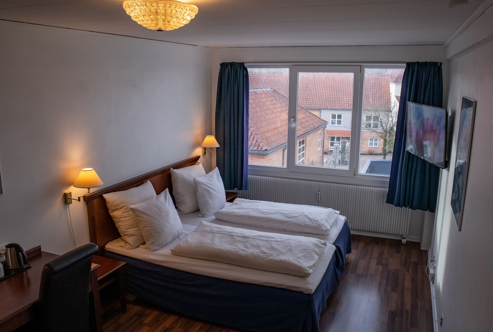 Standard Triple Room photo 2