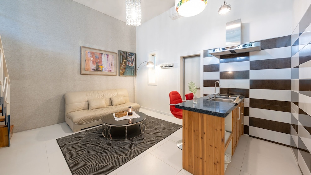 Basic Room, 1 Bedroom (B202 (Private BBQ, Spa))