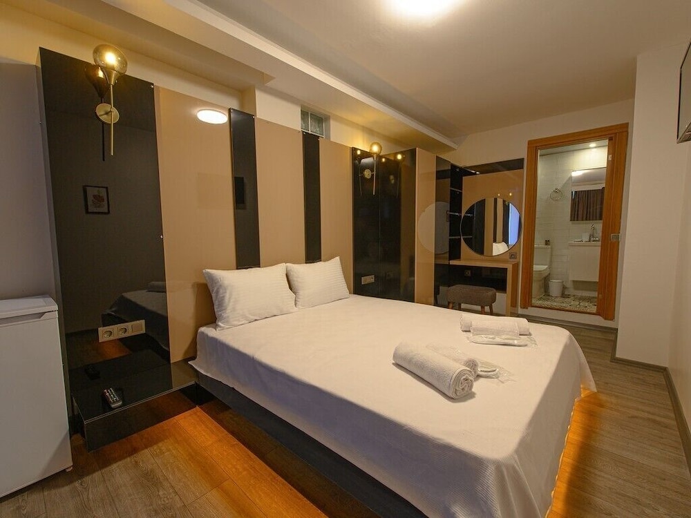 Comfort Room photo 2