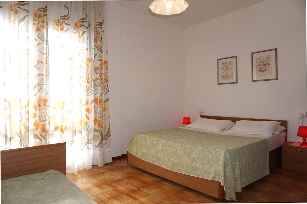 Apartment, 2 Bedrooms, Balcony, Pool View