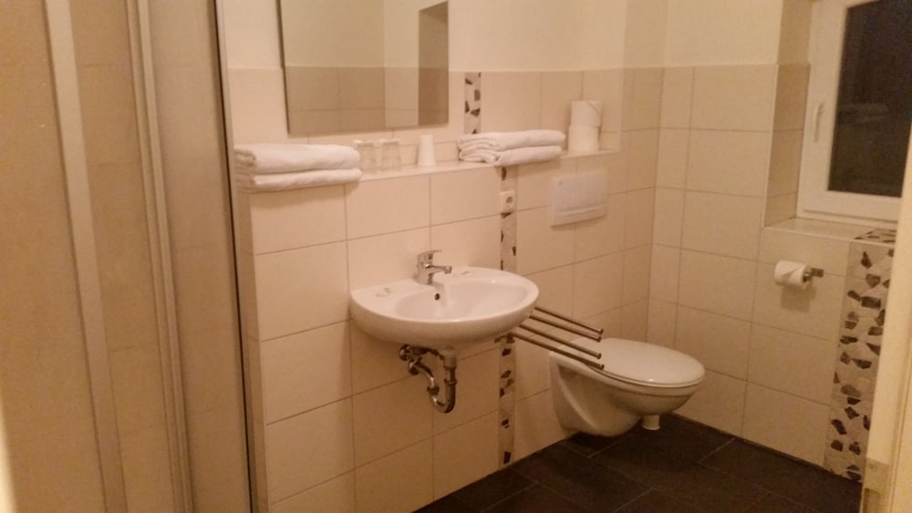 Triple Room - Photo 4