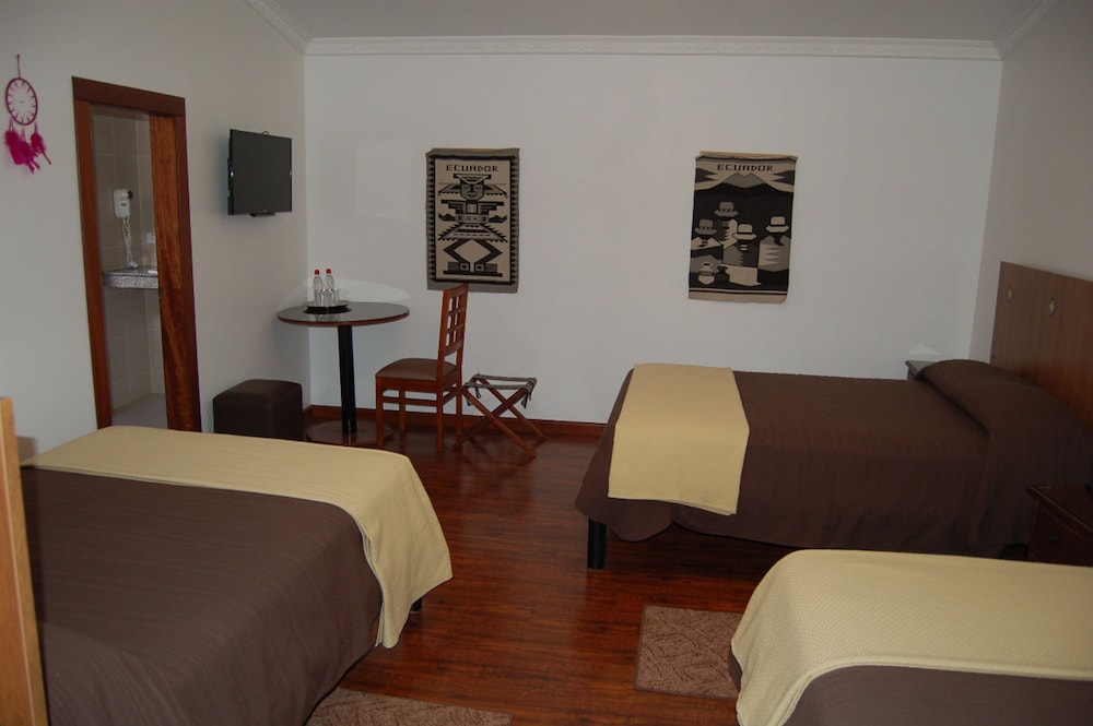 Triple Room, 1 Bedroom, Private Bathroom photo 1