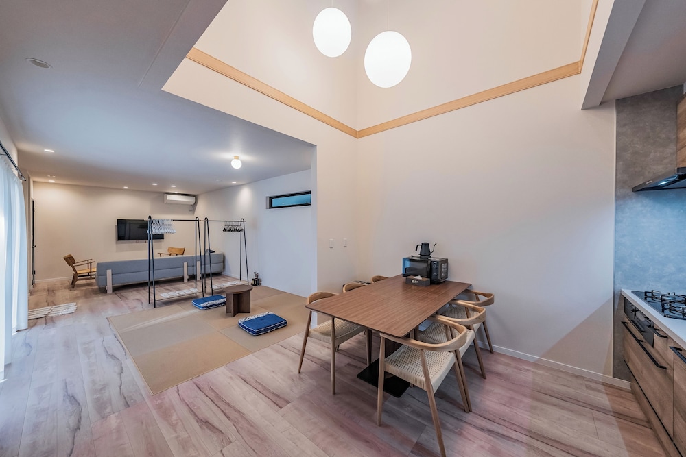 Comfort House, 5 Bedrooms, Non Smoking