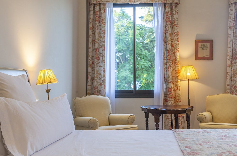 Superior Room (3 Adults) Superior Room (3 Adults)