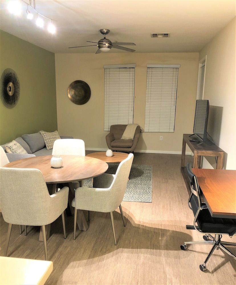 Premium Apartment, 1 Queen Bed with Sofa bed photo 2