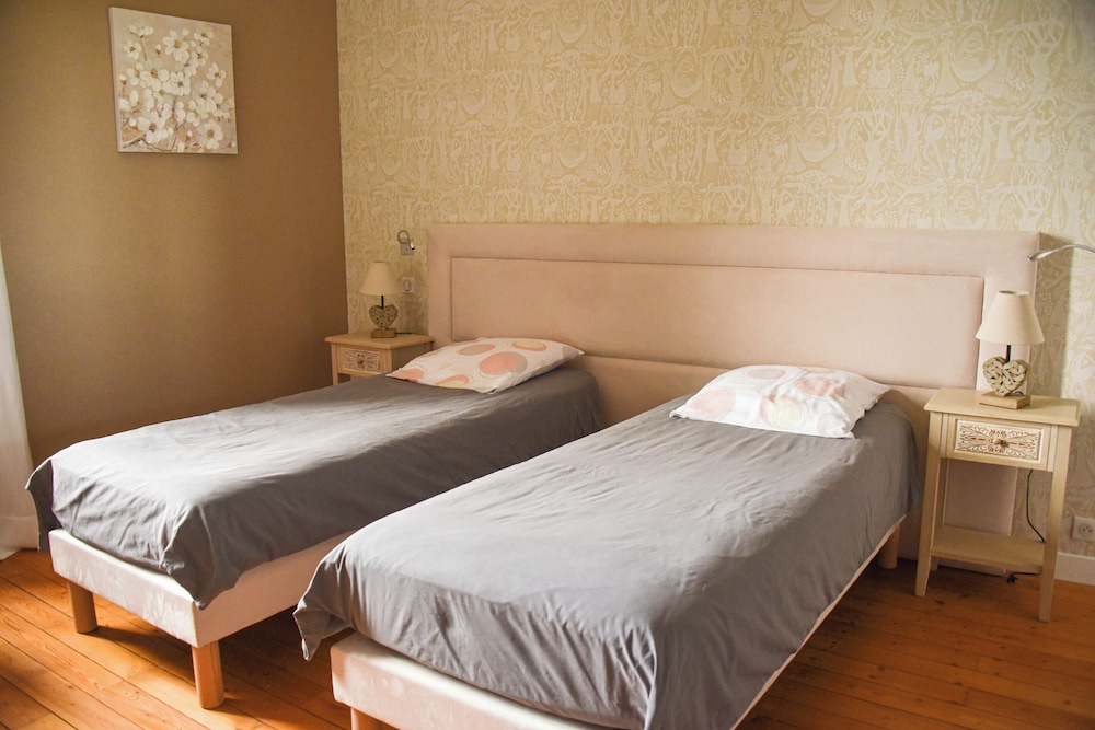 Family Suite, 2 Bedrooms (Ronsard) photo 3