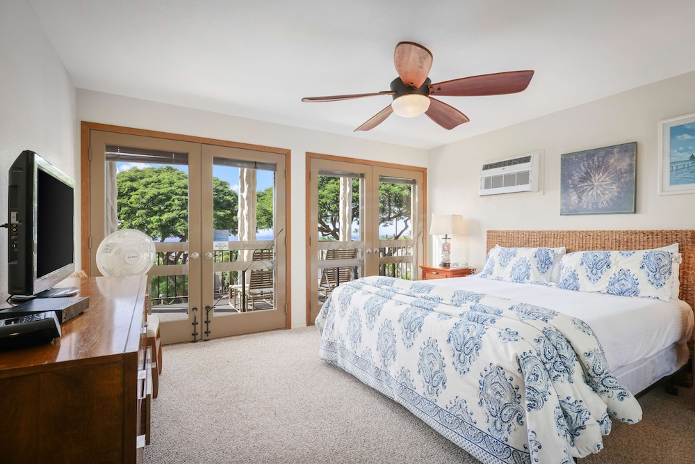 Suite, Multiple Beds, Ocean View - Photo 3