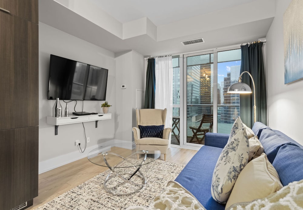Deluxe Condo, 2 Bedrooms, Non Smoking, City View