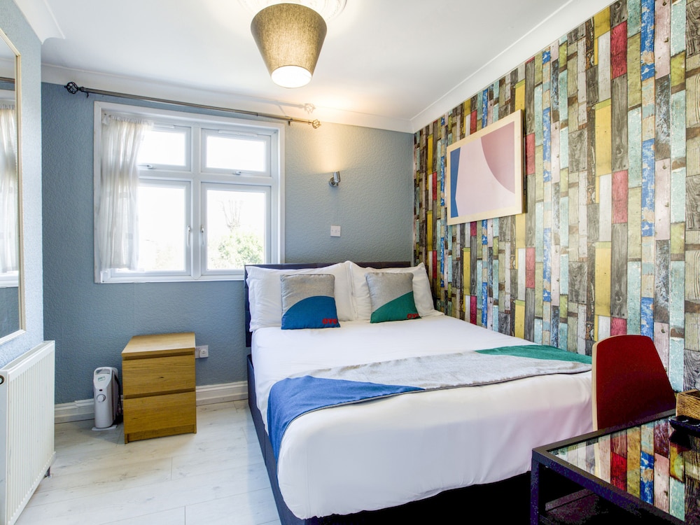 Standard Studio, Multiple Beds photo 1