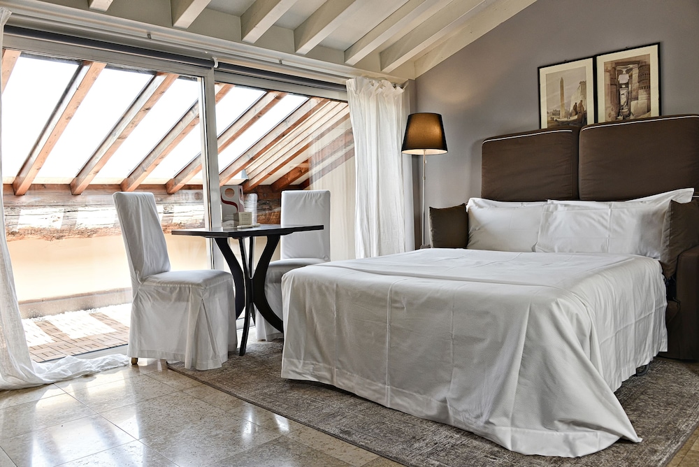 Suite (4 People) photo 1
