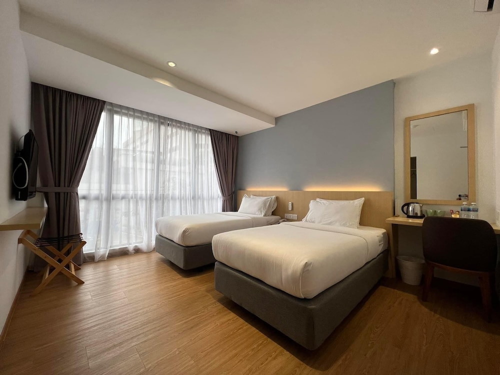 Superior Twin Room - Photo 1