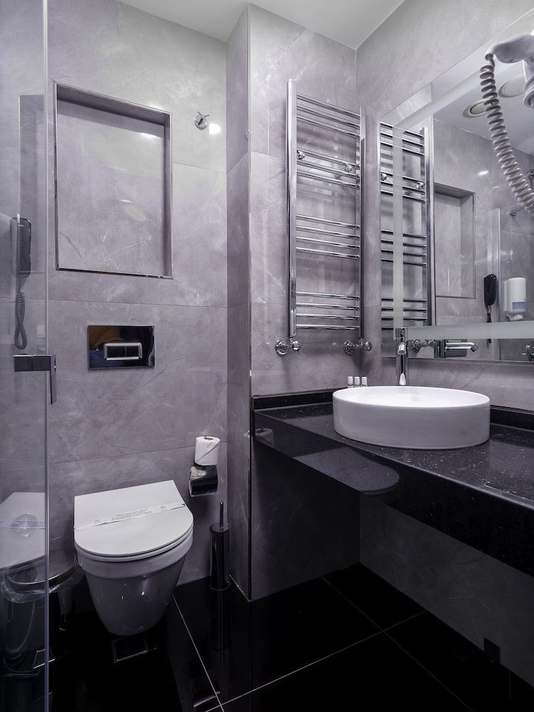 Standard Room, Non Smoking (Square View) - Photo 6
