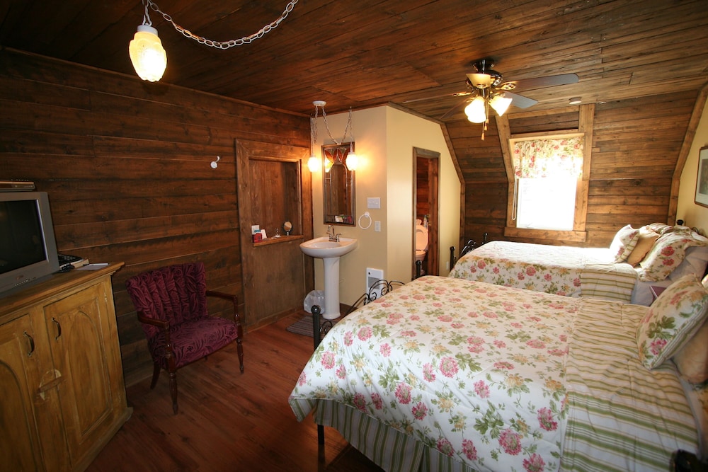 Comfort Room, 2 Double Beds photo 2