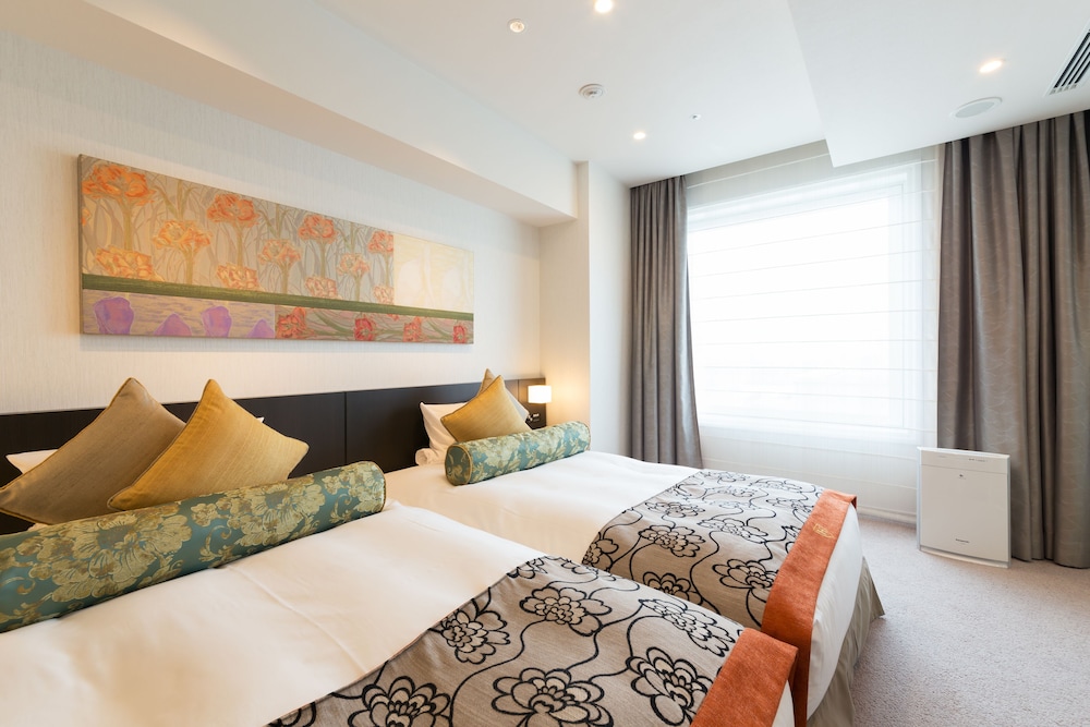 Collaboration Suite Room - Photo 1