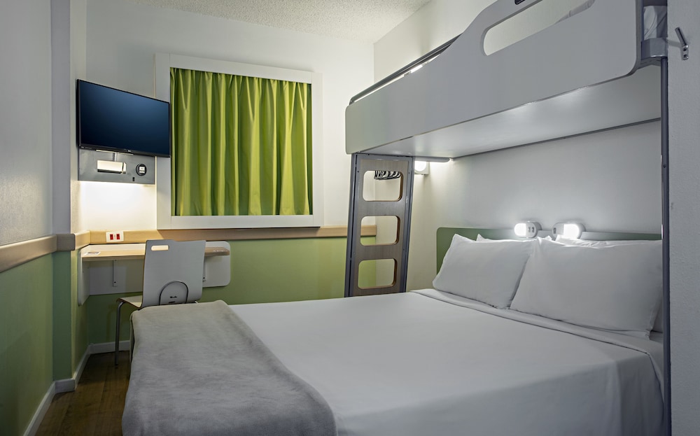 Standard Room, 1 Double Bed photo 2