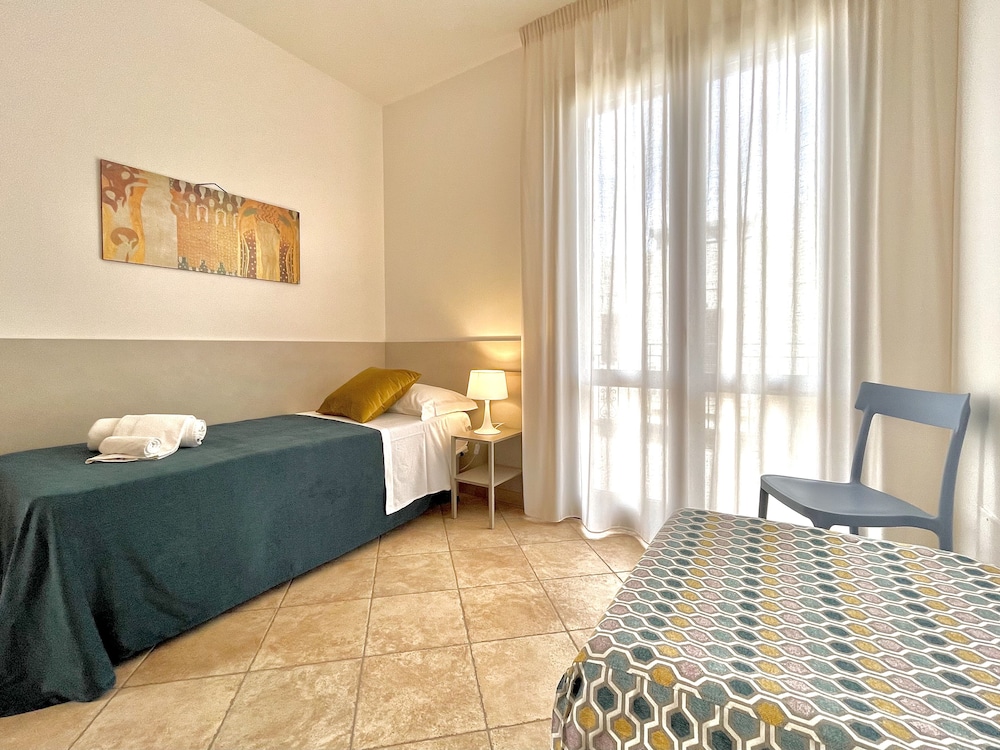 Deluxe Triple Room, 1 Bedroom - Photo 6