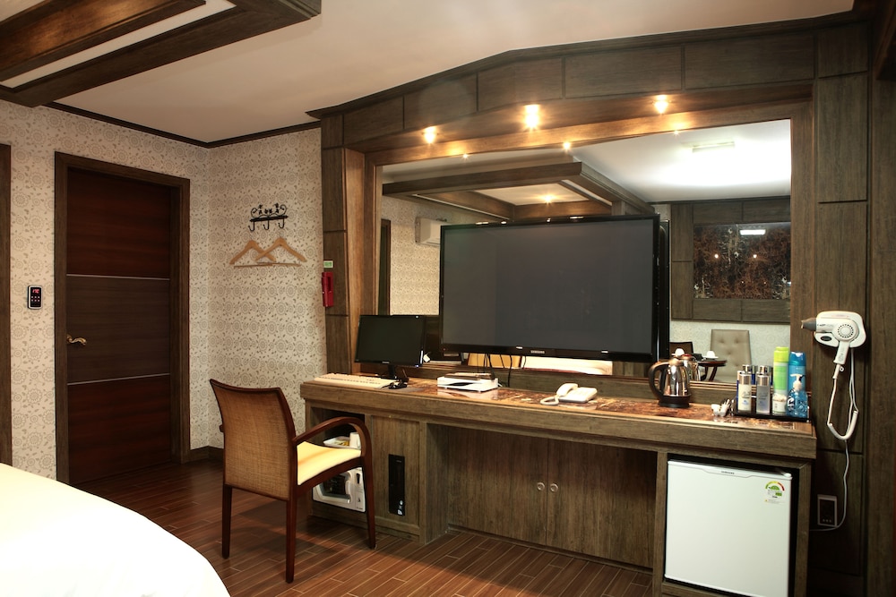 Standard Double Room (Hotel Type) photo 3
