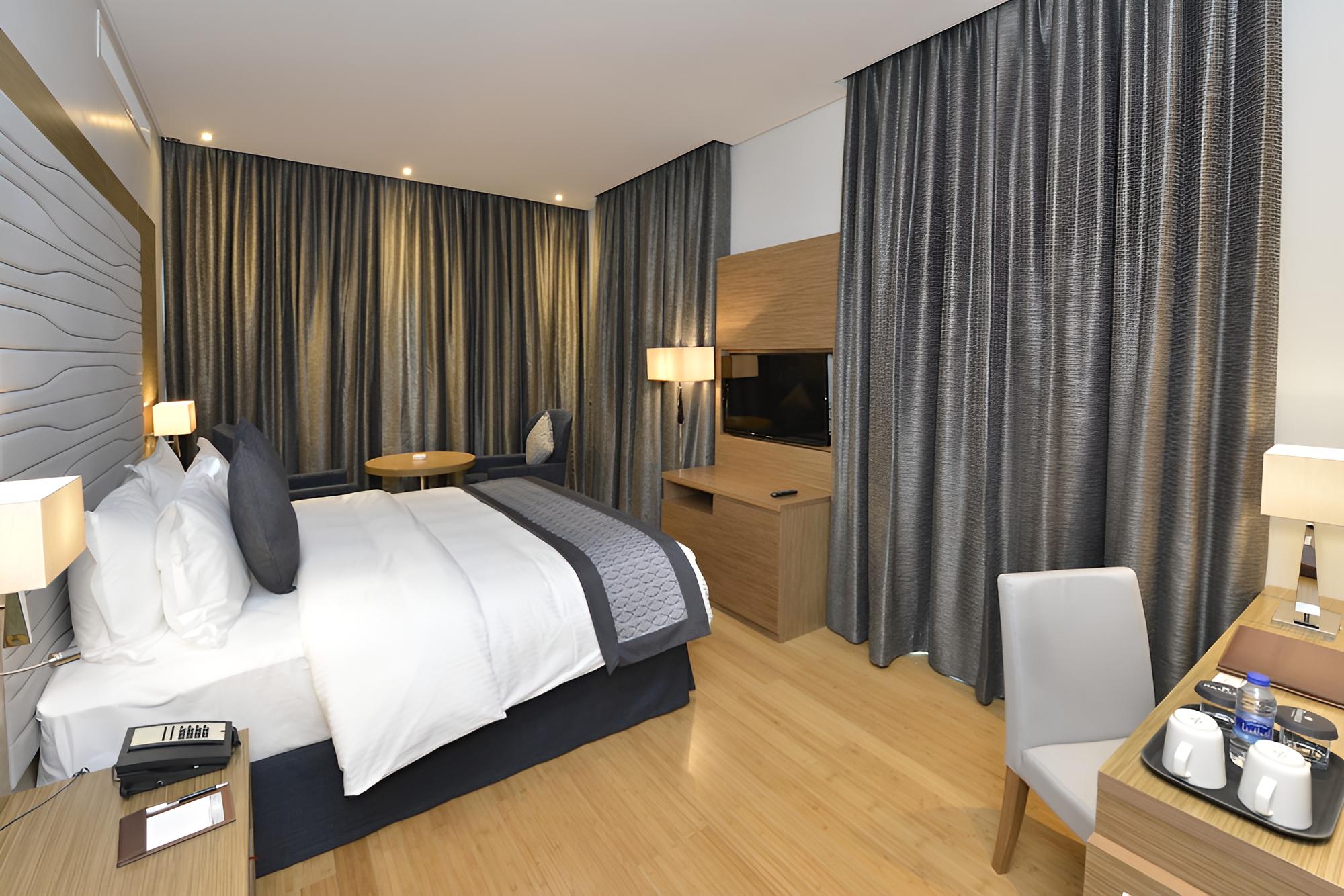 Room, 1 King Bed, Accessible, Non Smoking photo 3