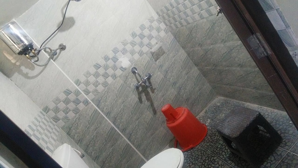 Non A/C Room photo 3