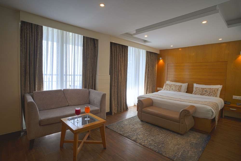 Royal Double Room