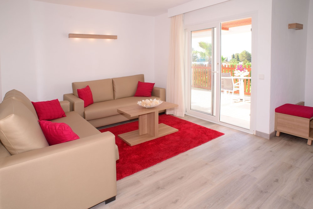 Apartamento, Balcón, Vista al Jardín