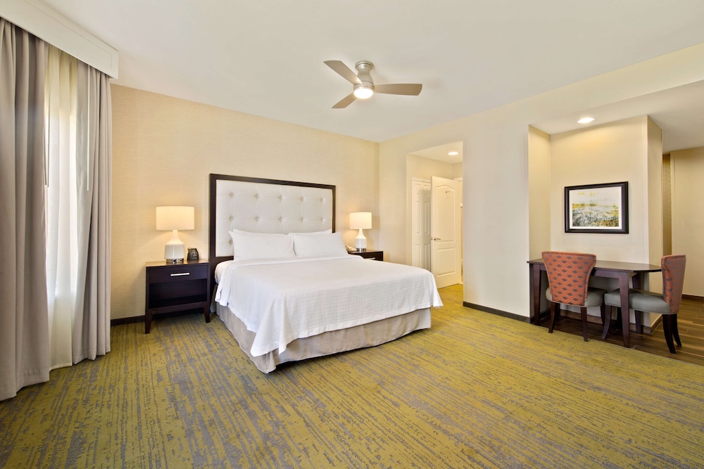 Studio Suite, 1 King Bed, Non Smoking - Photo 2