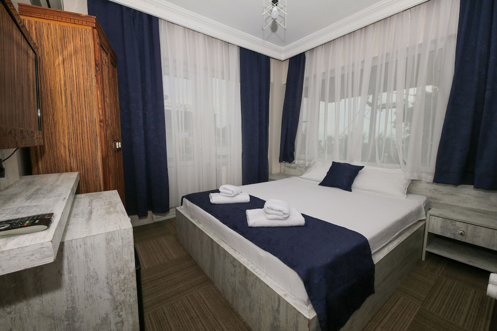 Deluxe Double Room, Smoking, Sea View photo 3