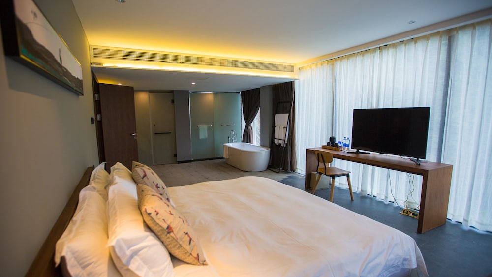 3 Bedrooms Suite photo 3