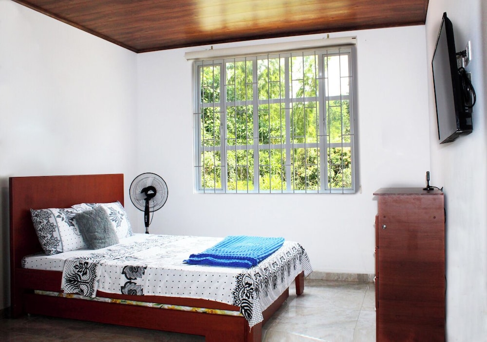 Deluxe Double or Twin Room, Pool View photo 1