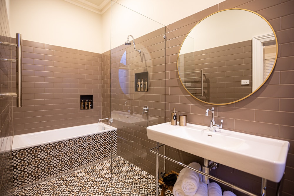 La Perouse Suite thumbnail 5