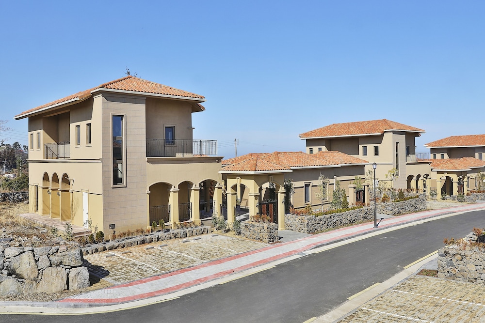 Presidential Suite (Resort) photo 2