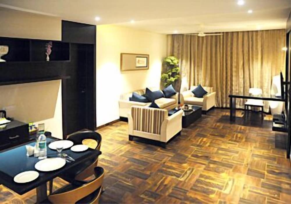 Premium Suite