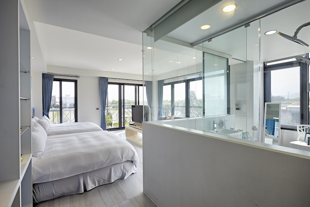 Deluxe Quadruple Room photo 1