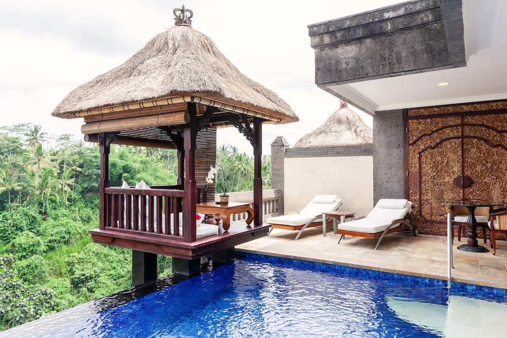 Deluxe Terrace Pool Villa