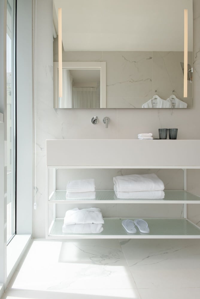 Superior Double Room, Executive Level photo 3