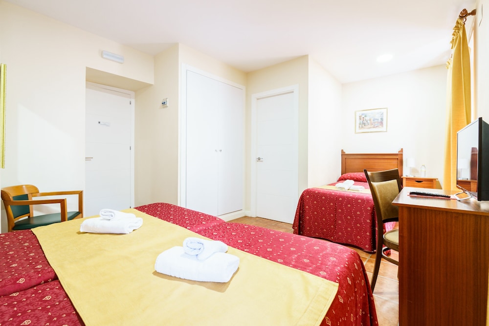 Triple Room photo 2