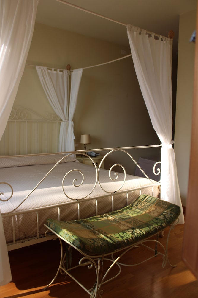 Junior Studio Suite, Balcony, Lake View